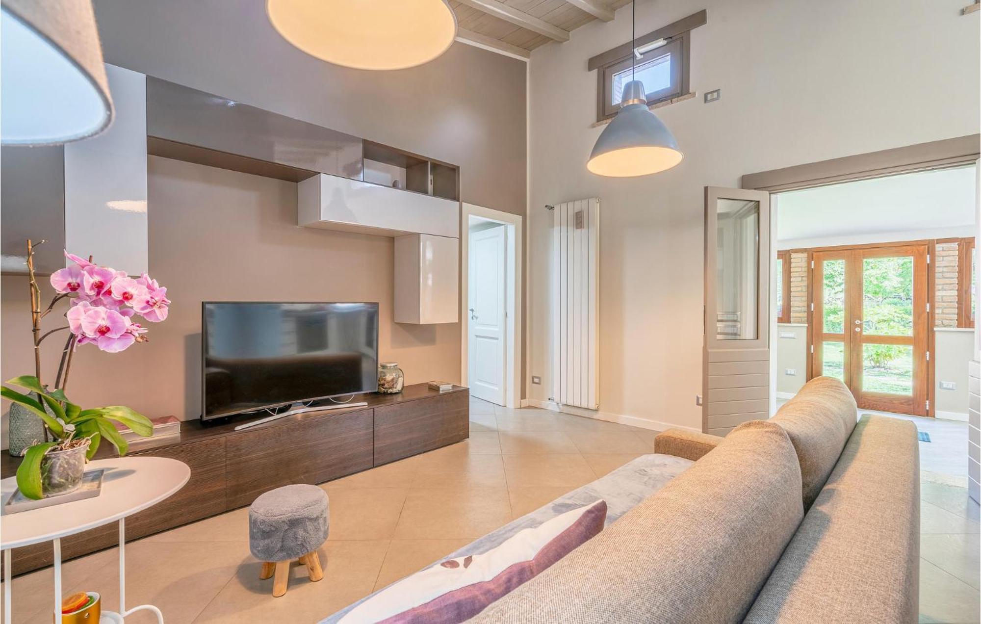 Lovely Home In Orte With House A Panoramic View Exterior foto